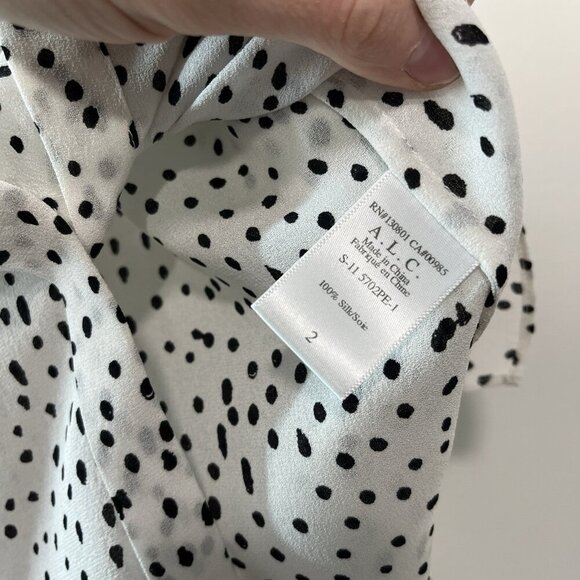 A.L.C.‎ White Dalmation Polka Dot Print Silk Blouse Size 2 - Picture 5 of 8